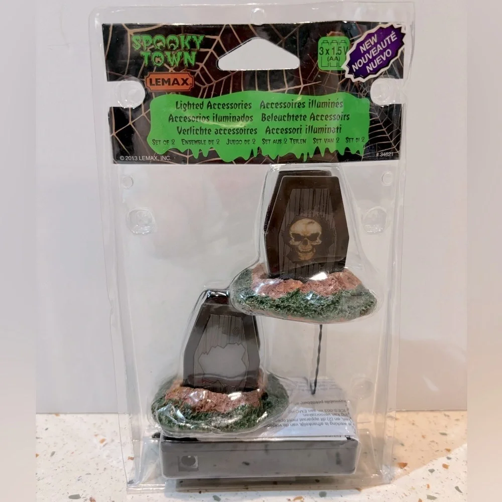 Spooky Town Lemax Halloween Village Cemetery‎ Light Up Coffins